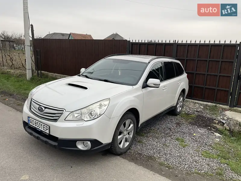 Subaru Outback 2010