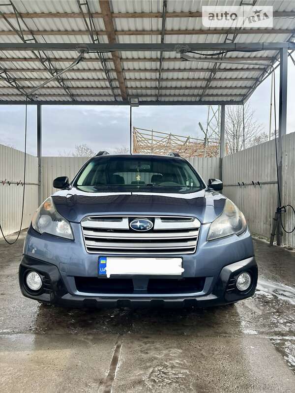 Универсал Subaru Outback 2013 в Киеве
