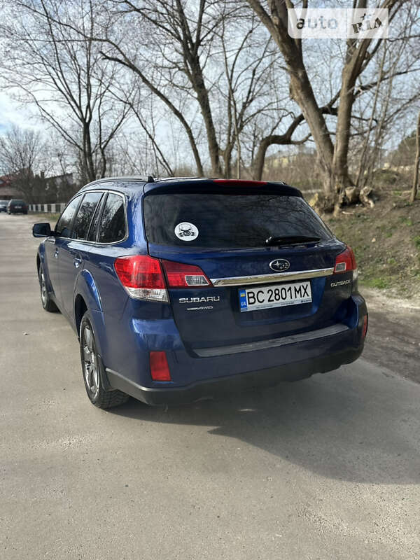 Універсал Subaru Outback 2010 в Львові