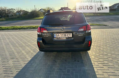 Универсал Subaru Outback 2013 в Кропивницком