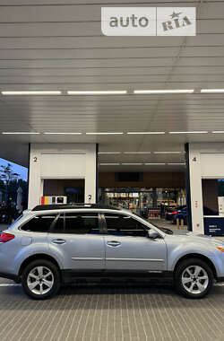 Универсал Subaru Outback 2013 в Днепре