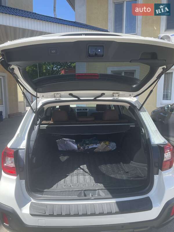 Універсал Subaru Outback 2018 в Києві фото 40 Універсал Subaru Outback 2018 в Києві