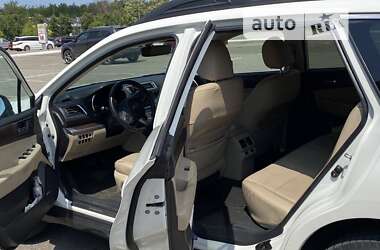 Универсал Subaru Outback 2017 в Киеве