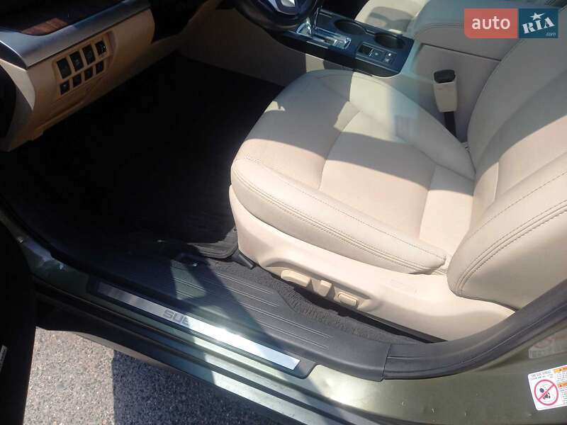 Универсал Subaru Outback 2015 в Черкассах