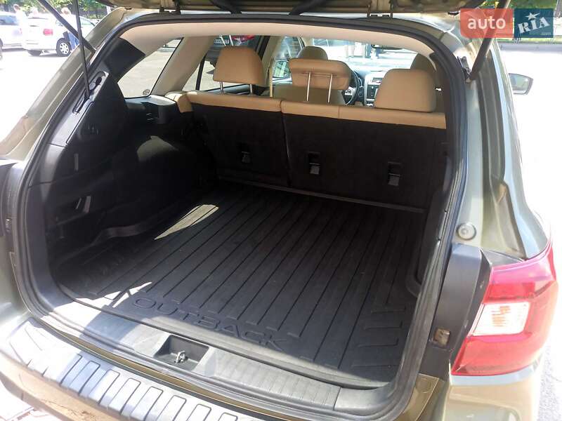 Универсал Subaru Outback 2015 в Черкассах