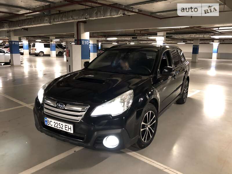 Универсал Subaru Outback 2013 в Львове