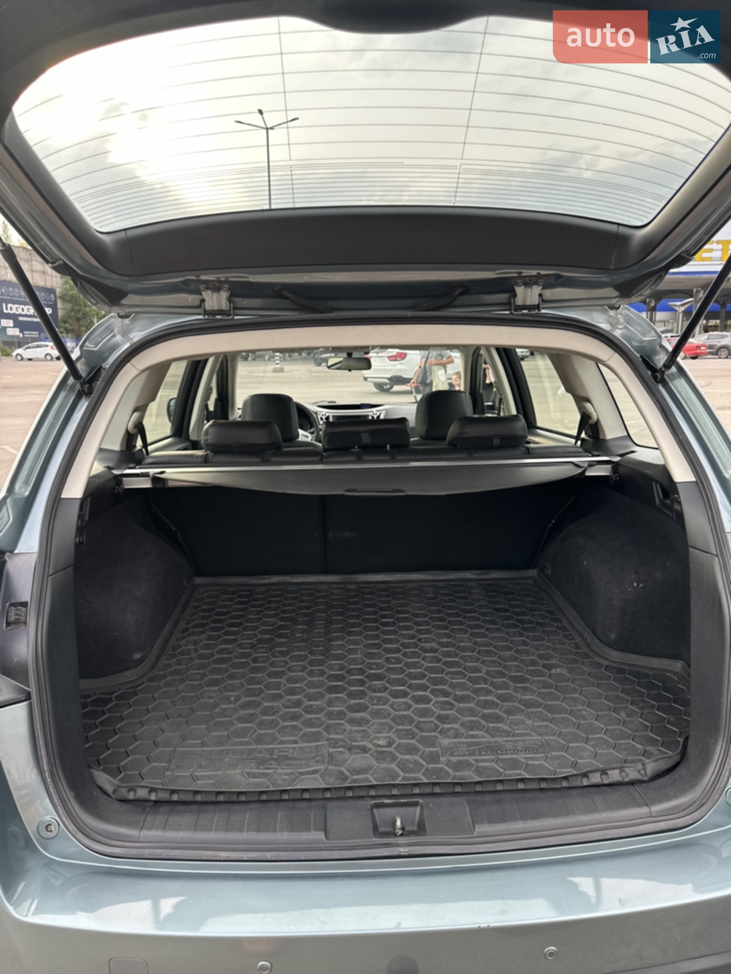 2010 Subaru Outback - мініатюра 24