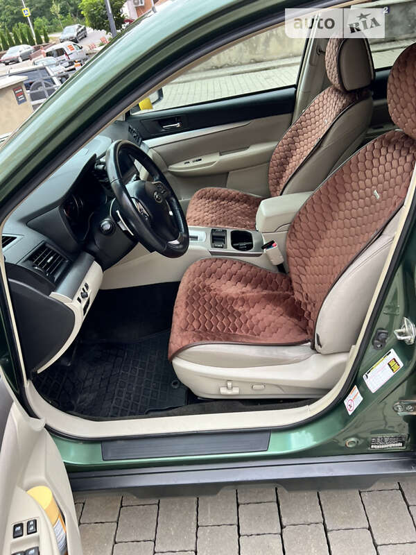 Универсал Subaru Outback 2014 в Черновцах