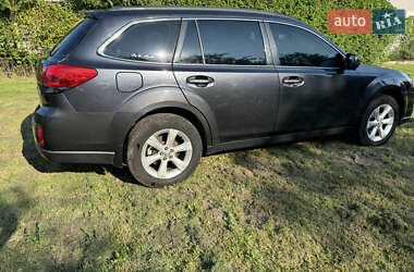 Універсал Subaru Outback 2010 в Львові