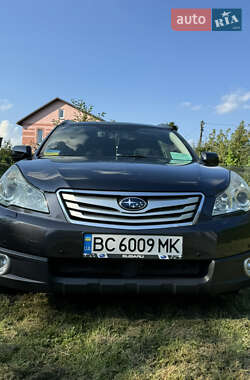 Універсал Subaru Outback 2010 в Львові