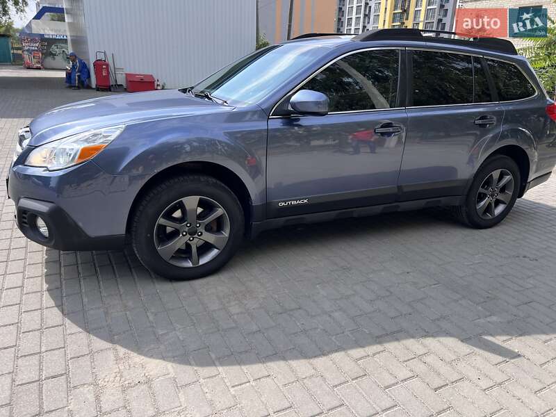 Универсал Subaru Outback 2014 в Днепре