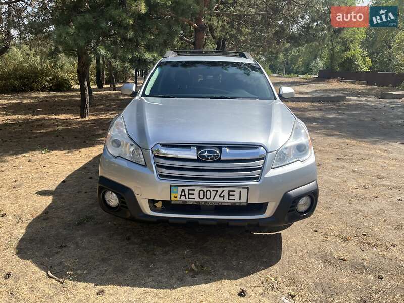 Универсал Subaru Outback 2013 в Днепре