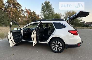 Универсал Subaru Outback 2015 в Киеве