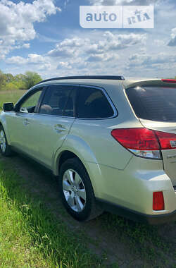 Універсал Subaru Outback 2010 в Харкові