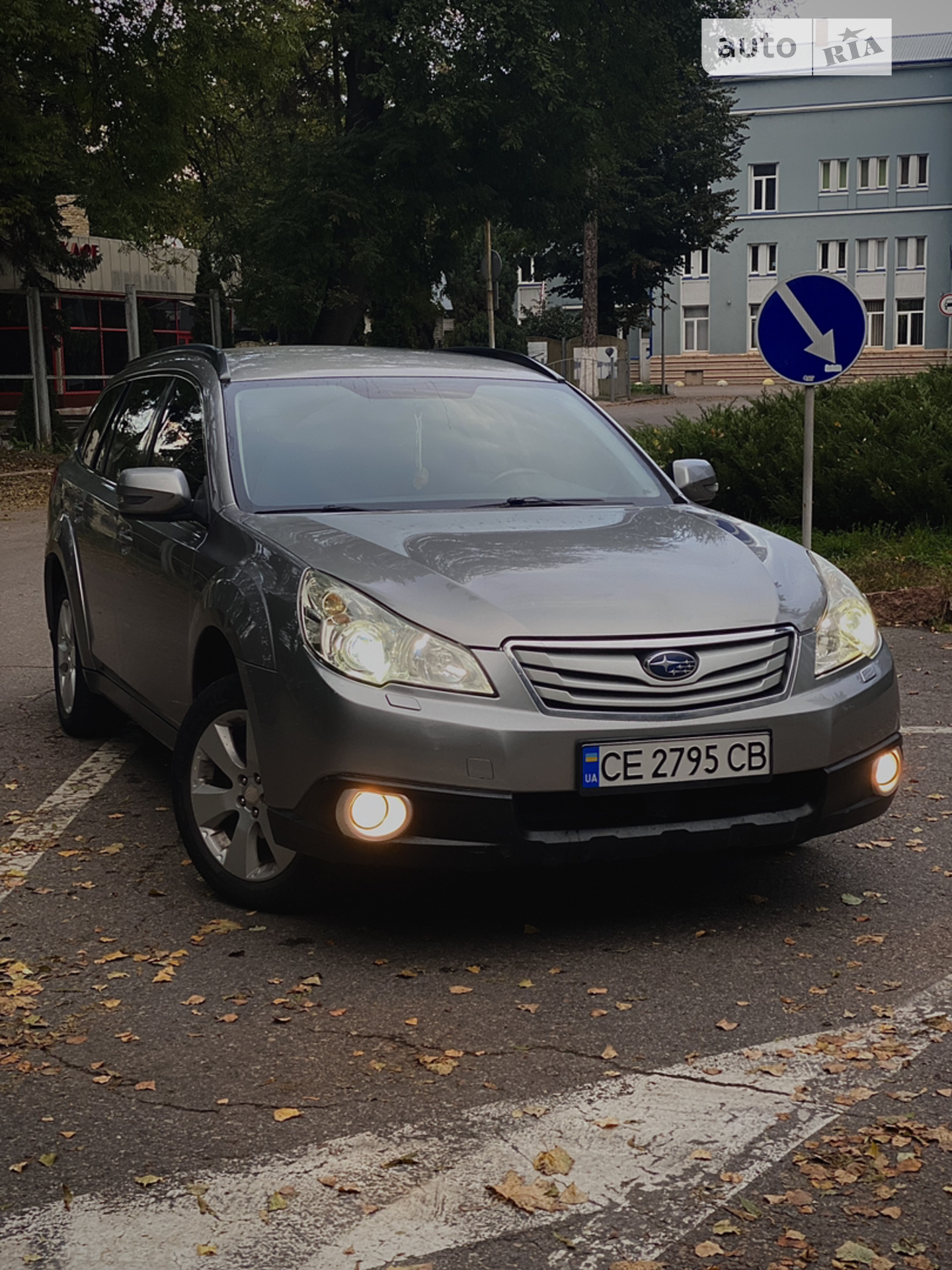 2011 Subaru Outback - фото 1