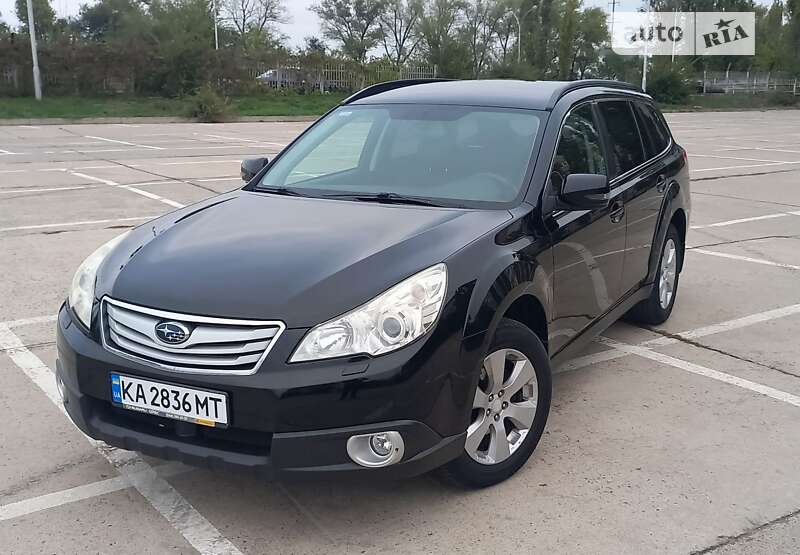 Універсал Subaru Outback 2011 в Южноукраїнську