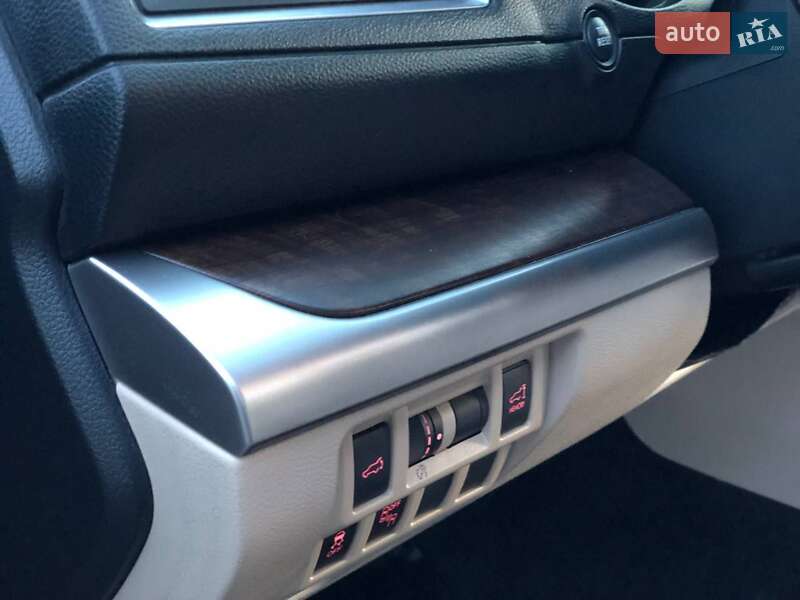 Универсал Subaru Outback 2014 в Львове