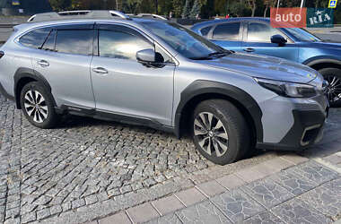 Позашляховик / Кросовер Subaru Outback 2023 в Києві