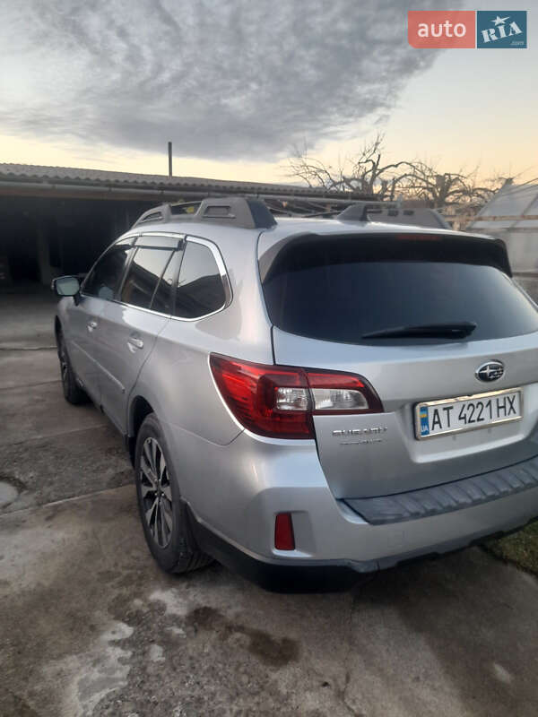 Subaru Outback 2016