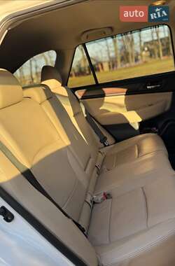 Универсал Subaru Outback 2015 в Подольске