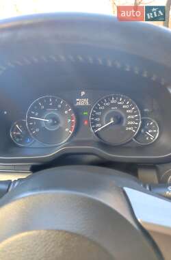 Универсал Subaru Outback 2011 в Киеве