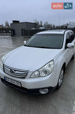 Универсал Subaru Outback 2011 в Киеве