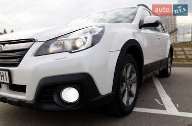 Универсал Subaru Outback 2014 в Киеве