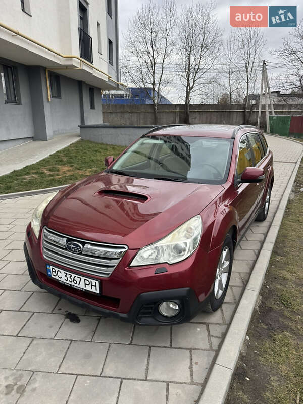 Универсал Subaru Outback 2013 в Львове