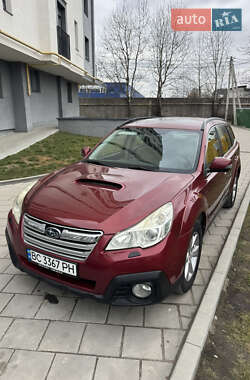 Универсал Subaru Outback 2013 в Львове