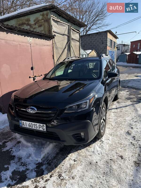 Внедорожник / Кроссовер Subaru Outback 2021 в 