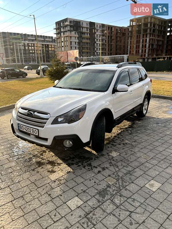 Универсал Subaru Outback 2014 в Ужгороде