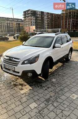 Универсал Subaru Outback 2014 в Ужгороде