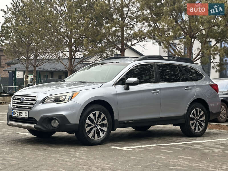 Универсал Subaru Outback 2015 в 