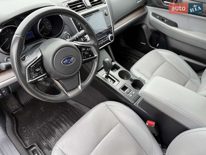 Универсал Subaru Outback 2019 в Киеве