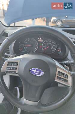 Универсал Subaru Outback 2014 в Сторожинце