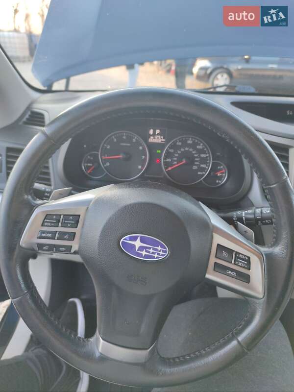 Универсал Subaru Outback 2014 в Сторожинце