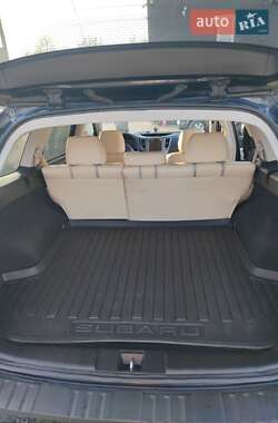 Универсал Subaru Outback 2014 в Сторожинце