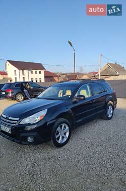 Универсал Subaru Outback 2014 в Сторожинце