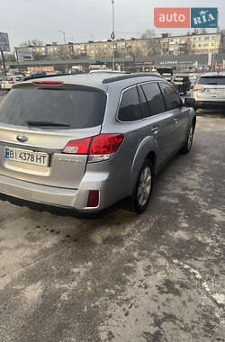 Универсал Subaru Outback 2010 в 
