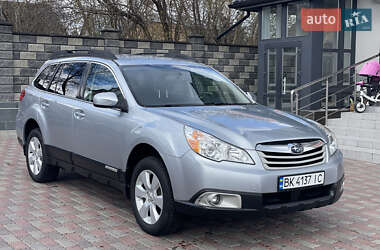 Универсал Subaru Outback 2011 в 