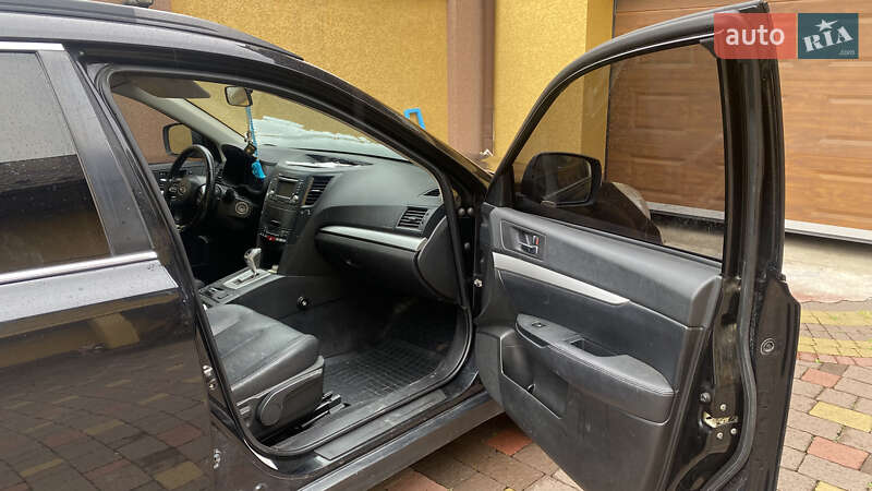 Універсал Subaru Outback 2013 в Мукачевому
