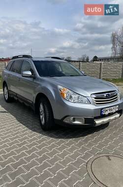 Универсал Subaru Outback 2011 в Киеве