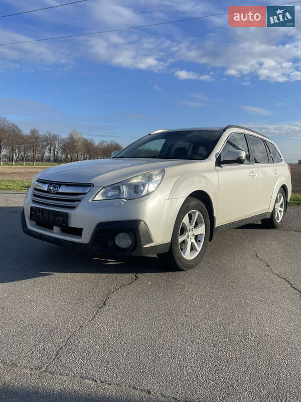 Subaru Outback 2013