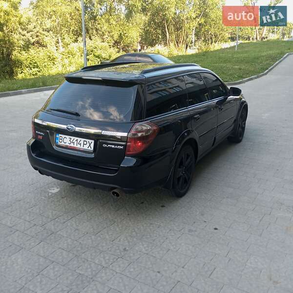 Универсал Subaru Outback 2005 в Новояворовске