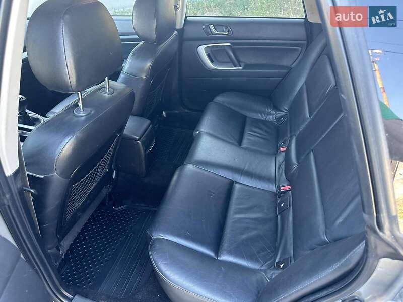 Универсал Subaru Outback 2008 в Днепре