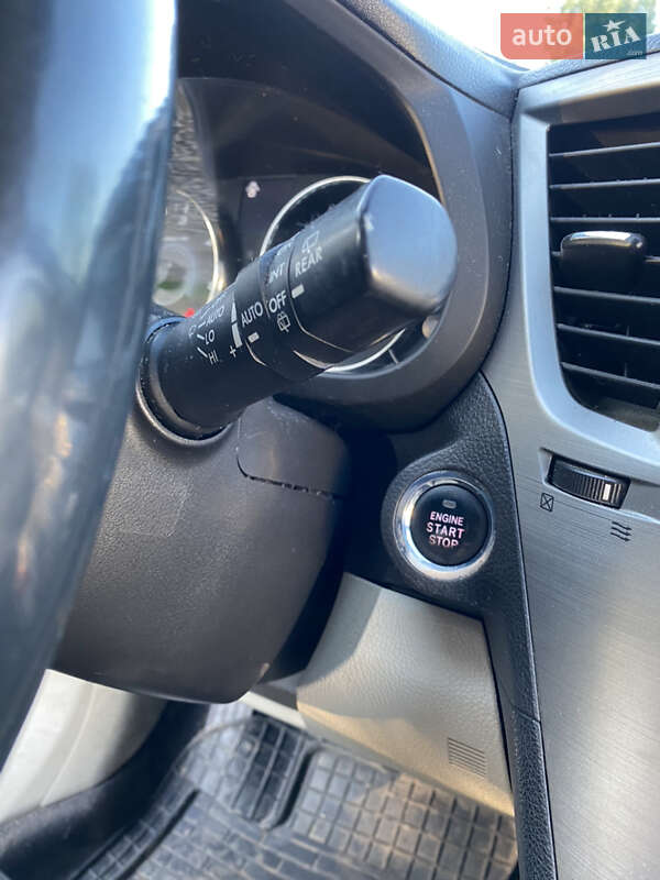 Универсал Subaru Outback 2010 в Калуше