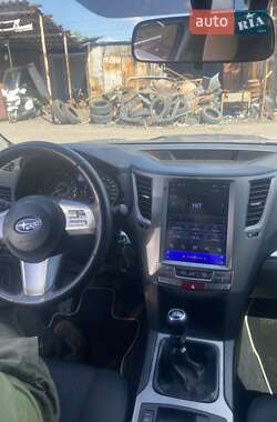 Универсал Subaru Outback 2010 в Николаеве