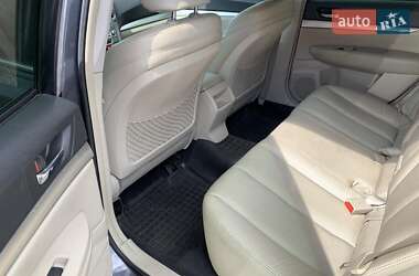 Универсал Subaru Outback 2010 в 