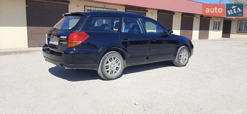 Универсал Subaru Outback 2005 в Почаеве