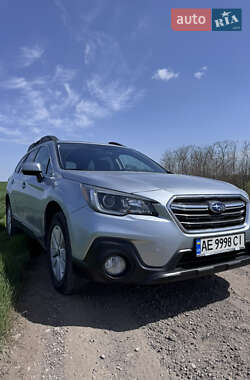 Універсал Subaru Outback 2016 в Дніпрі